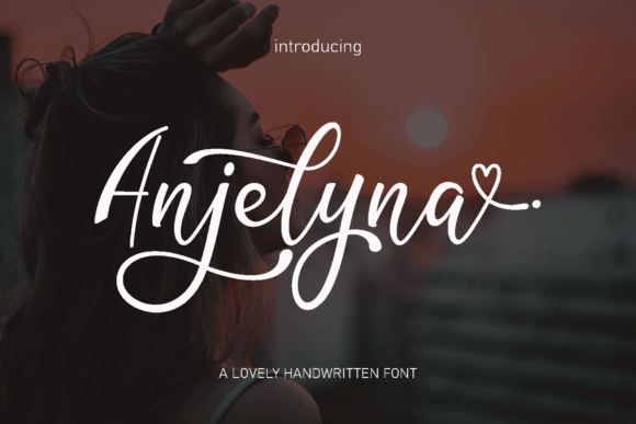 Anjelyna: Elegant Script Font