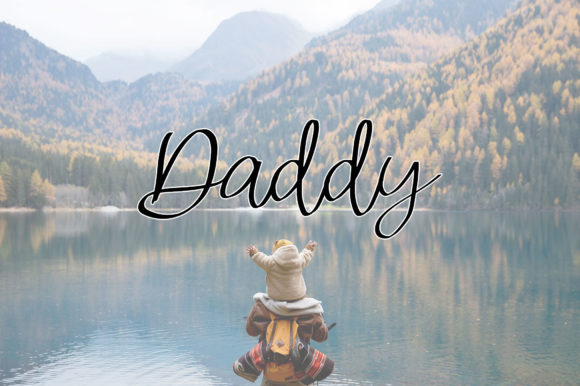 Daddy: A Whimsical Font for Elegant Design